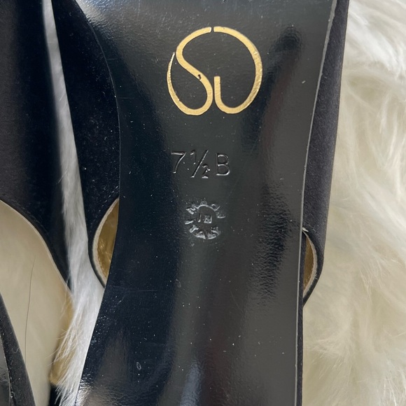St.John sling back woman’s pumps size 7.5 color black made in Italy - Picture 7 of 9
